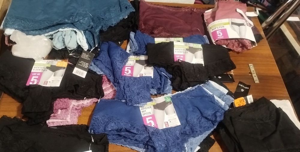 Жіночі трусики бренду Esmara