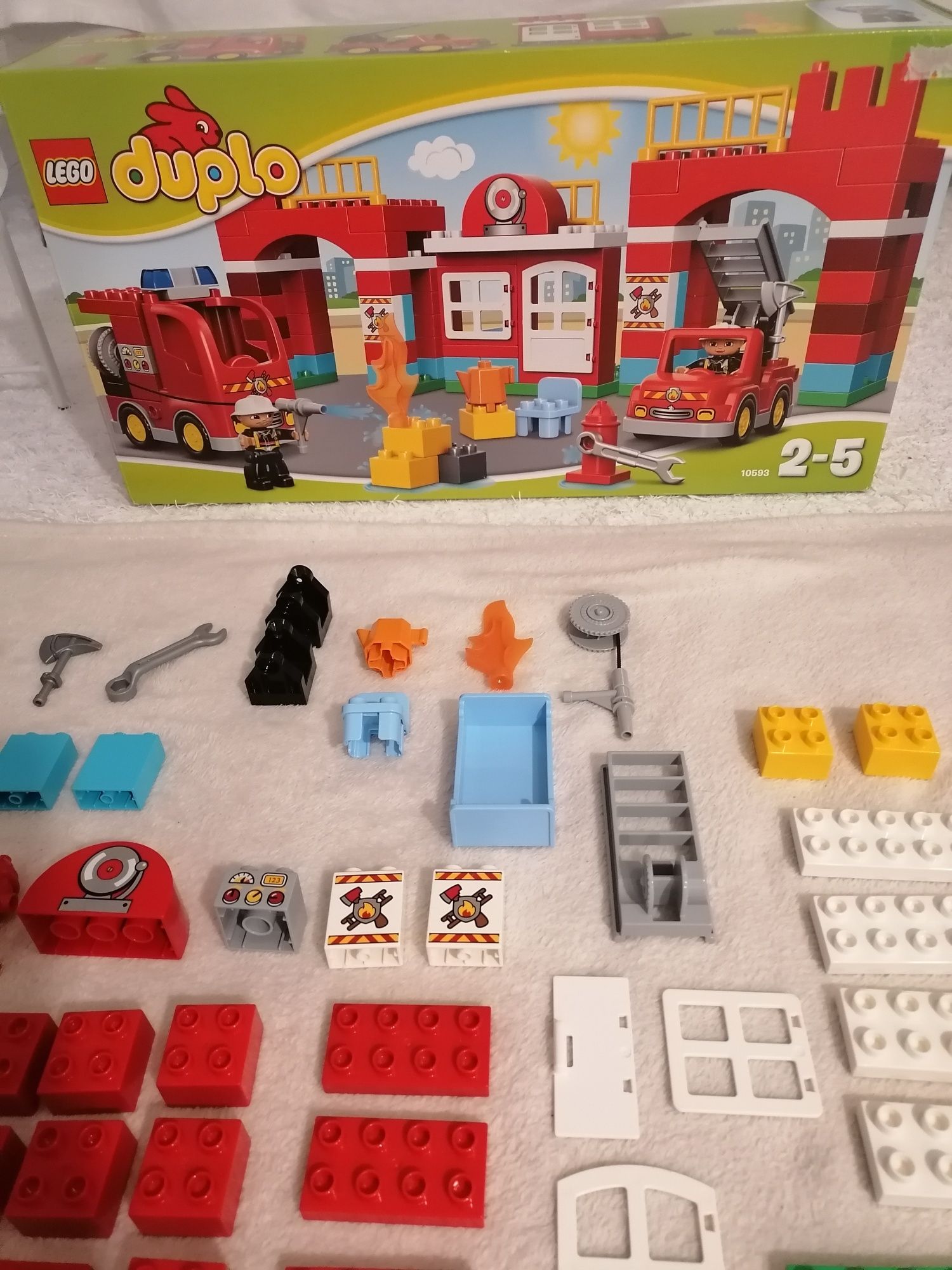 Klocki Lego Duplo " Remiza Strażacka" ( duży zestaw)