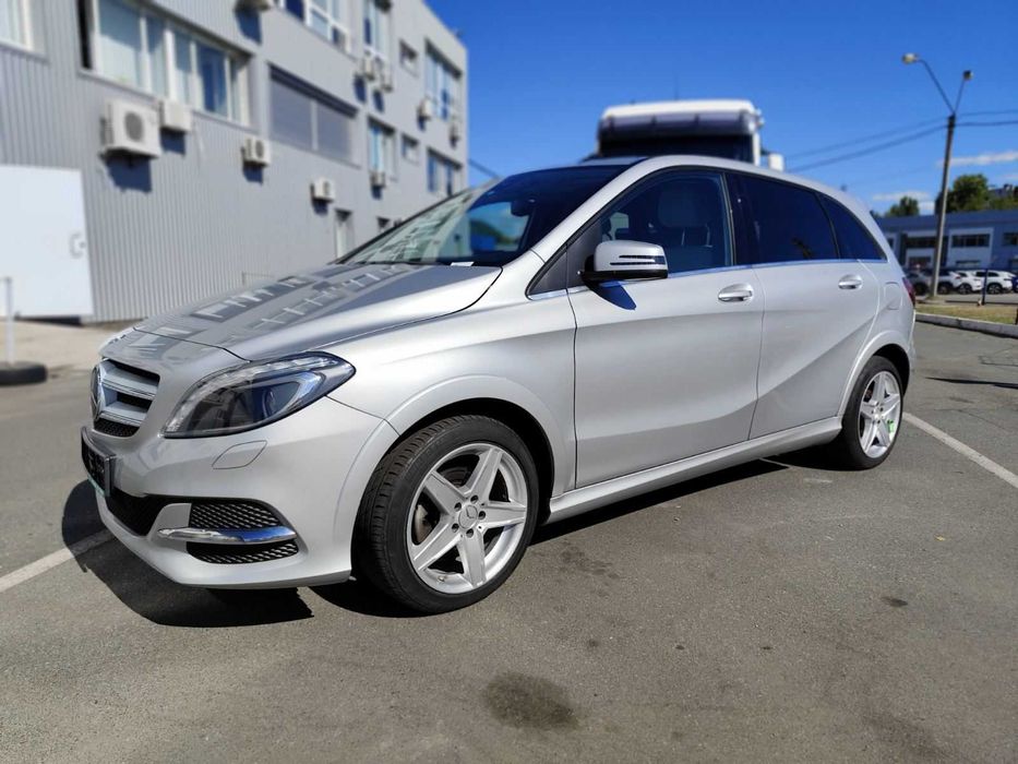 Mersedes B250e 2016 p 68т км рідного пробігу , запас хода 180 км