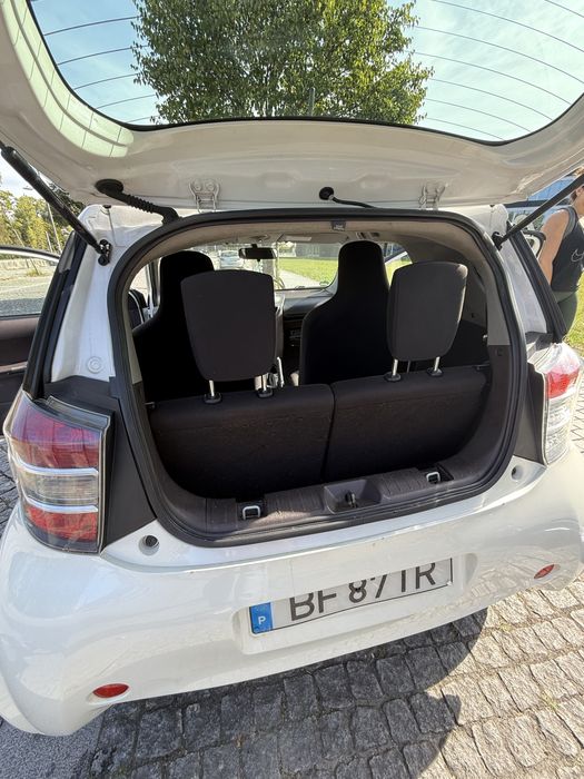 Toyota iQ - 1.0VVT-i 2009