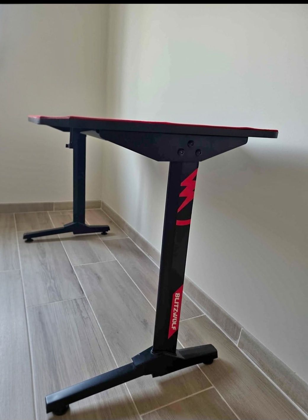 Vendo Secretária gaming