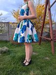 Sukienka w kwiaty