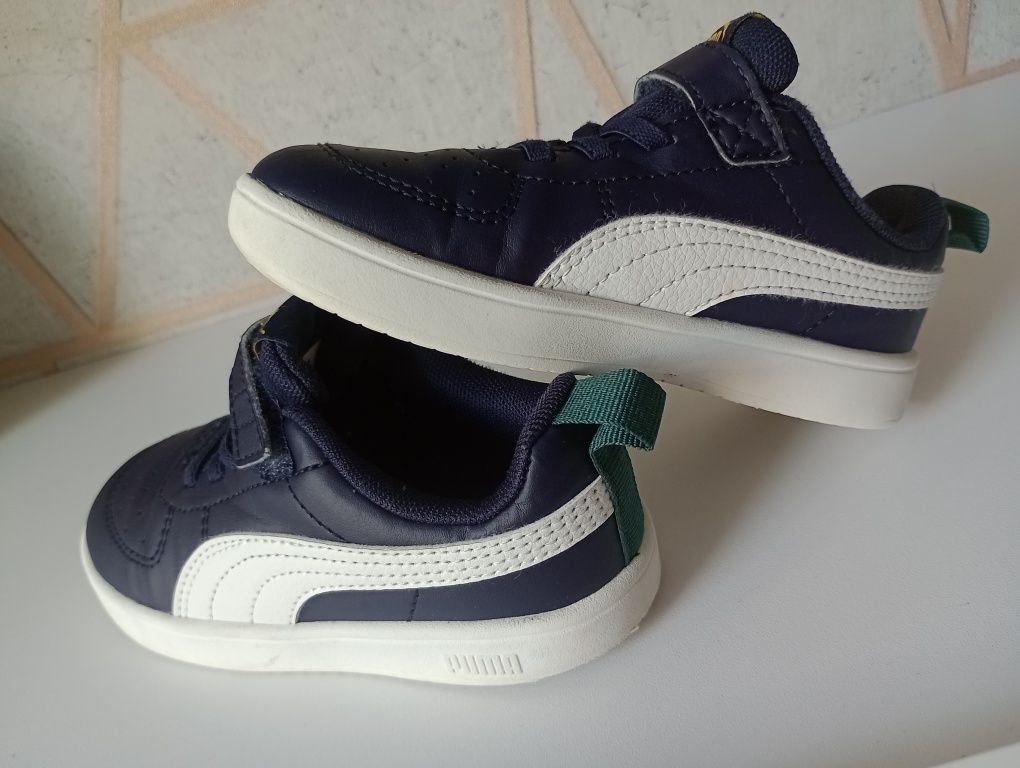 Buty Puma rozm. 27