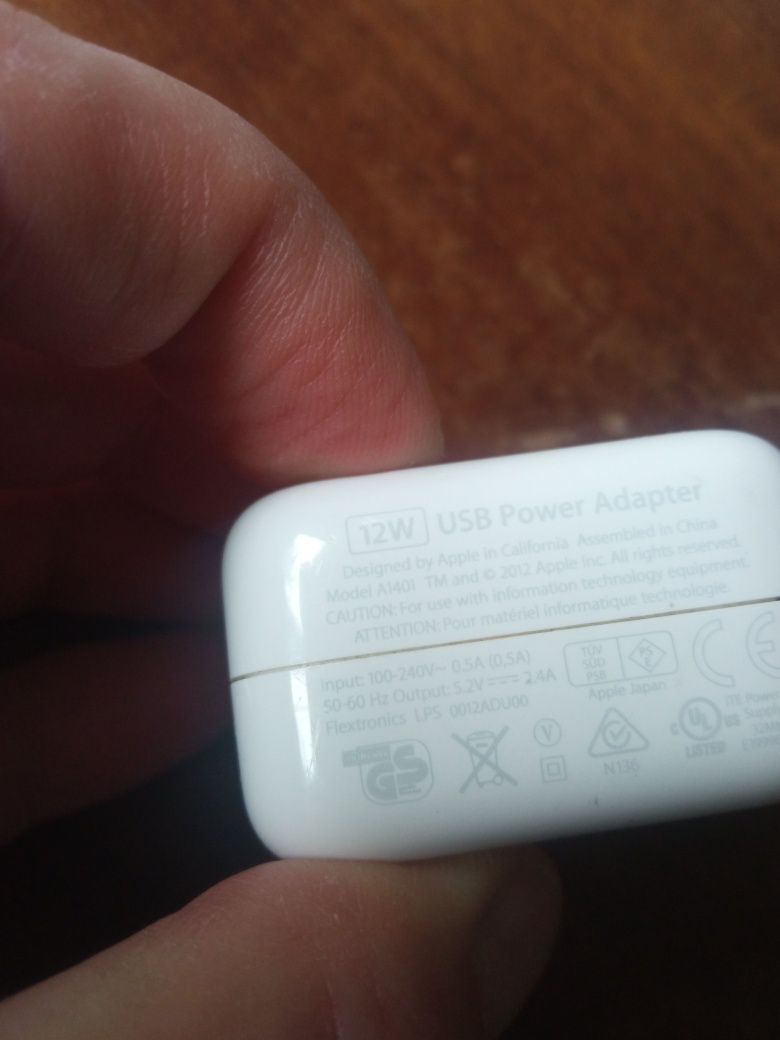 Зарядний пристрій Apple 12W USB Power Adapter