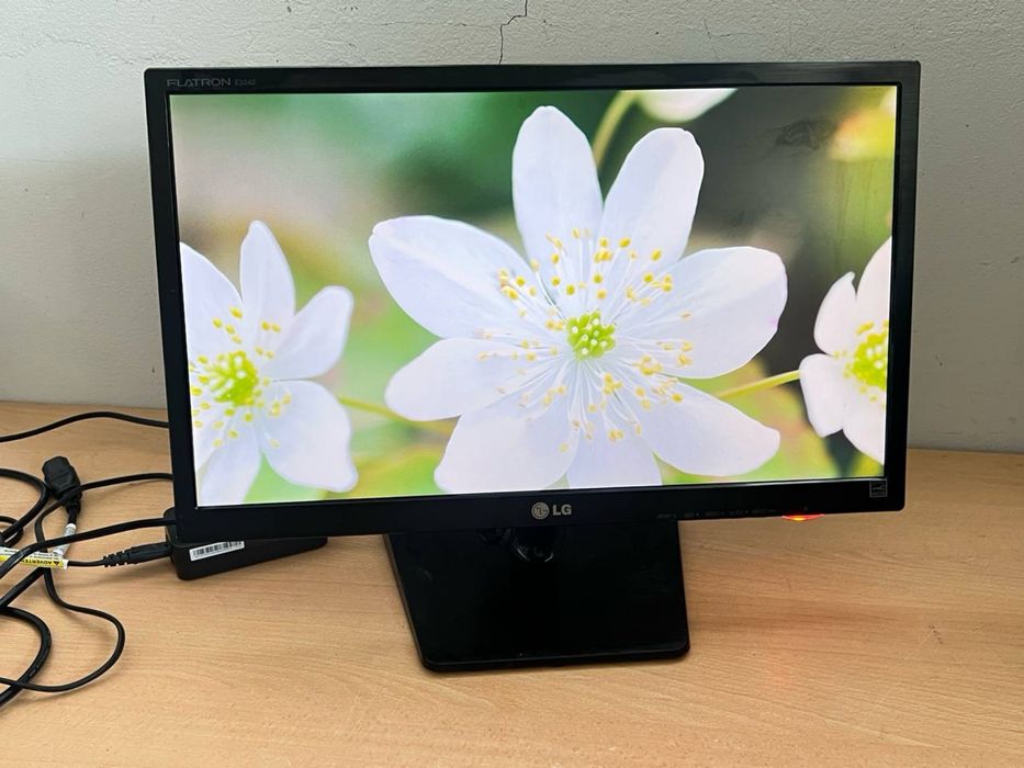Монітор LG 22” Full HD / TN / 60 Гц