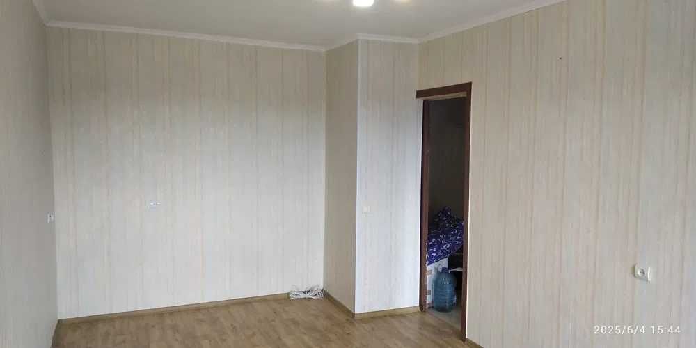 Продам 1кім кв в ЦЕНТРІ з якісним ремонтом Цегла