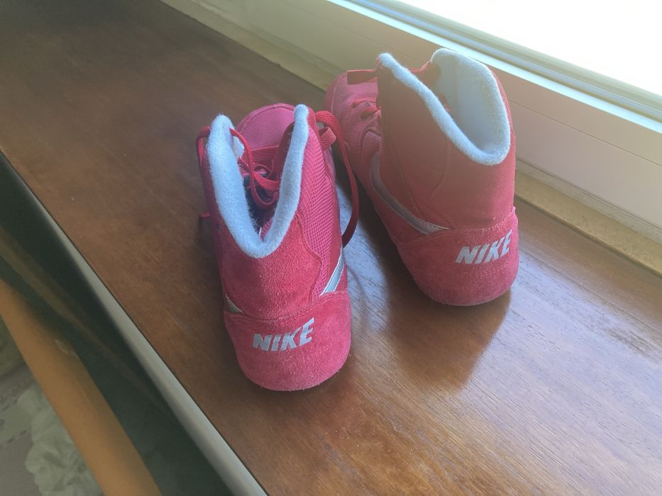 Tenis nike n41 greco supreme ( excelente estado )