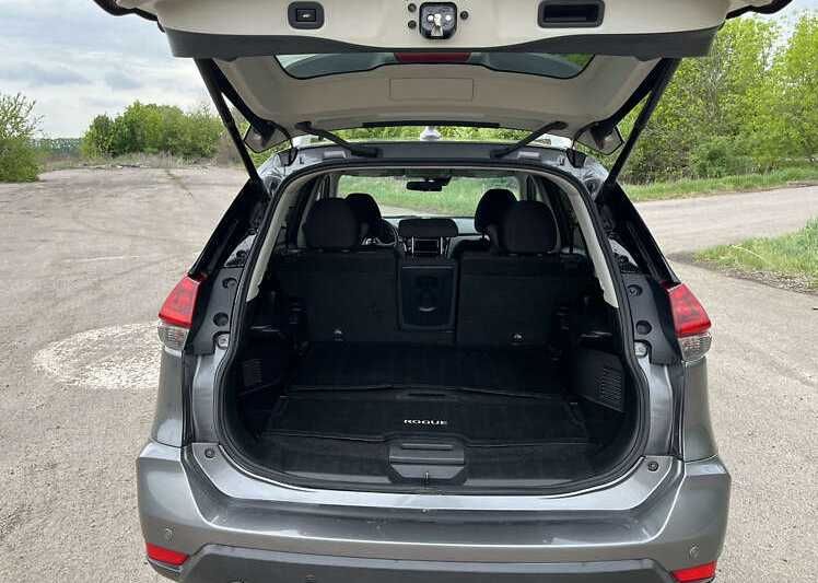 Продаю Nissan Rogue 2019 SV на повному приводі
