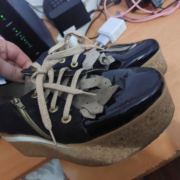 Sapatos novos tamanho 39