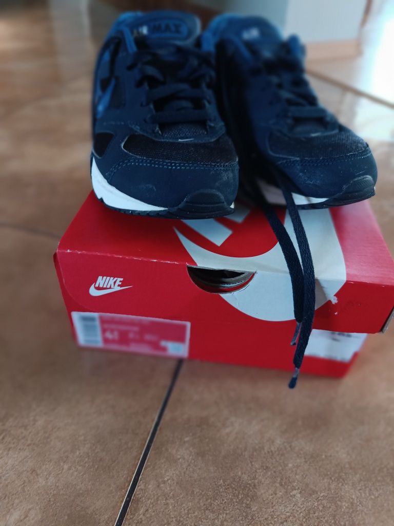 Adidasy chłopięce Nike Air Max rozm. 36.5