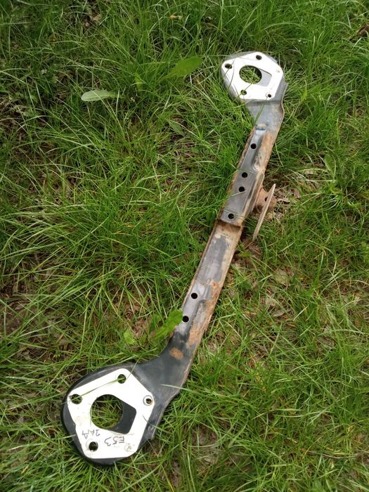 Підсилювач бамперу Е53 Х5 БМВ BMW траверса швеллер