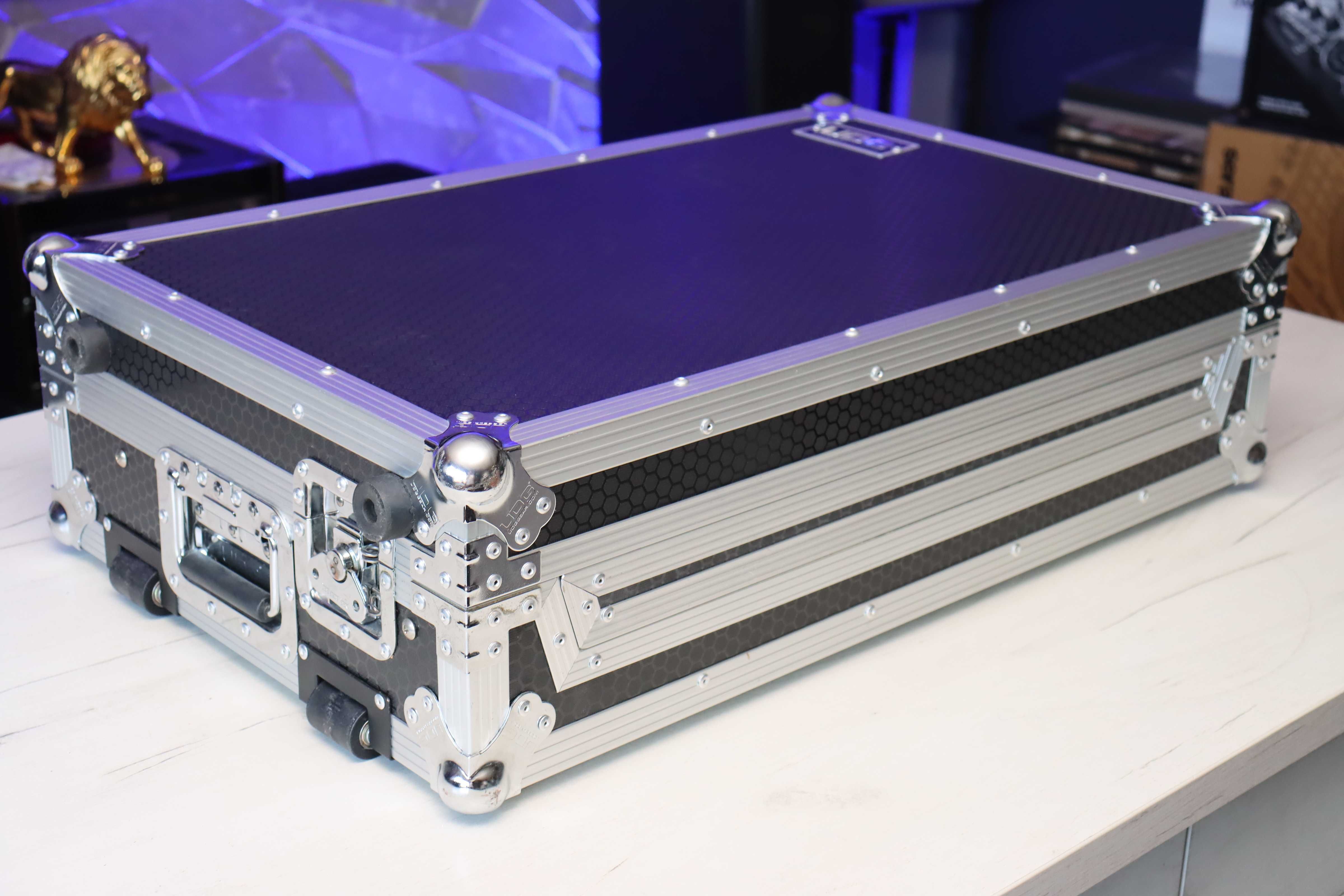 Case Skrzynia na rolkach UDG Pioneer XDJ RX / RX2