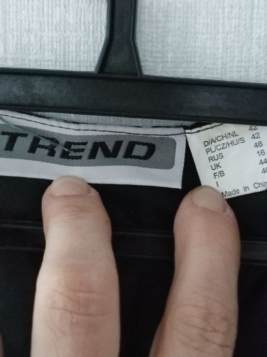 Kamizelka garniturowa damska rozm 42