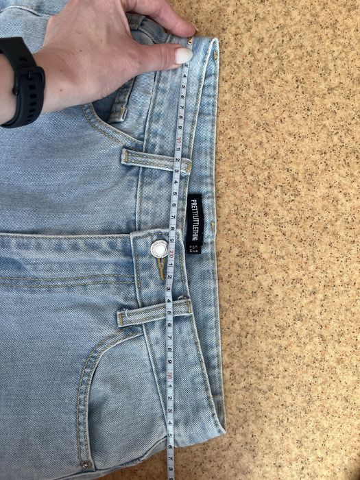 Джинси Pretty little Thing