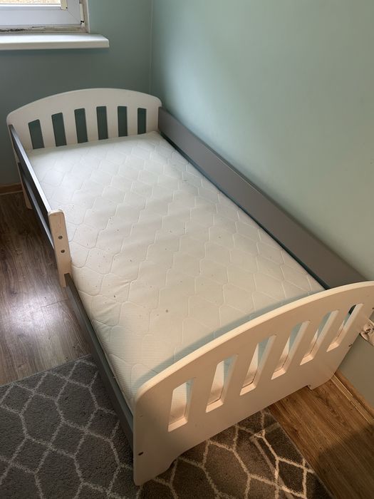 Sprzedam łóżko dziecięce