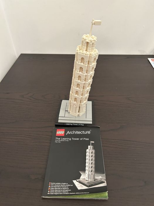 Lego Arquitetura 21015 - The Leaning Tower of Pisa