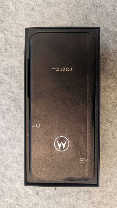Motorola Razr 50 Ultra - Não liga