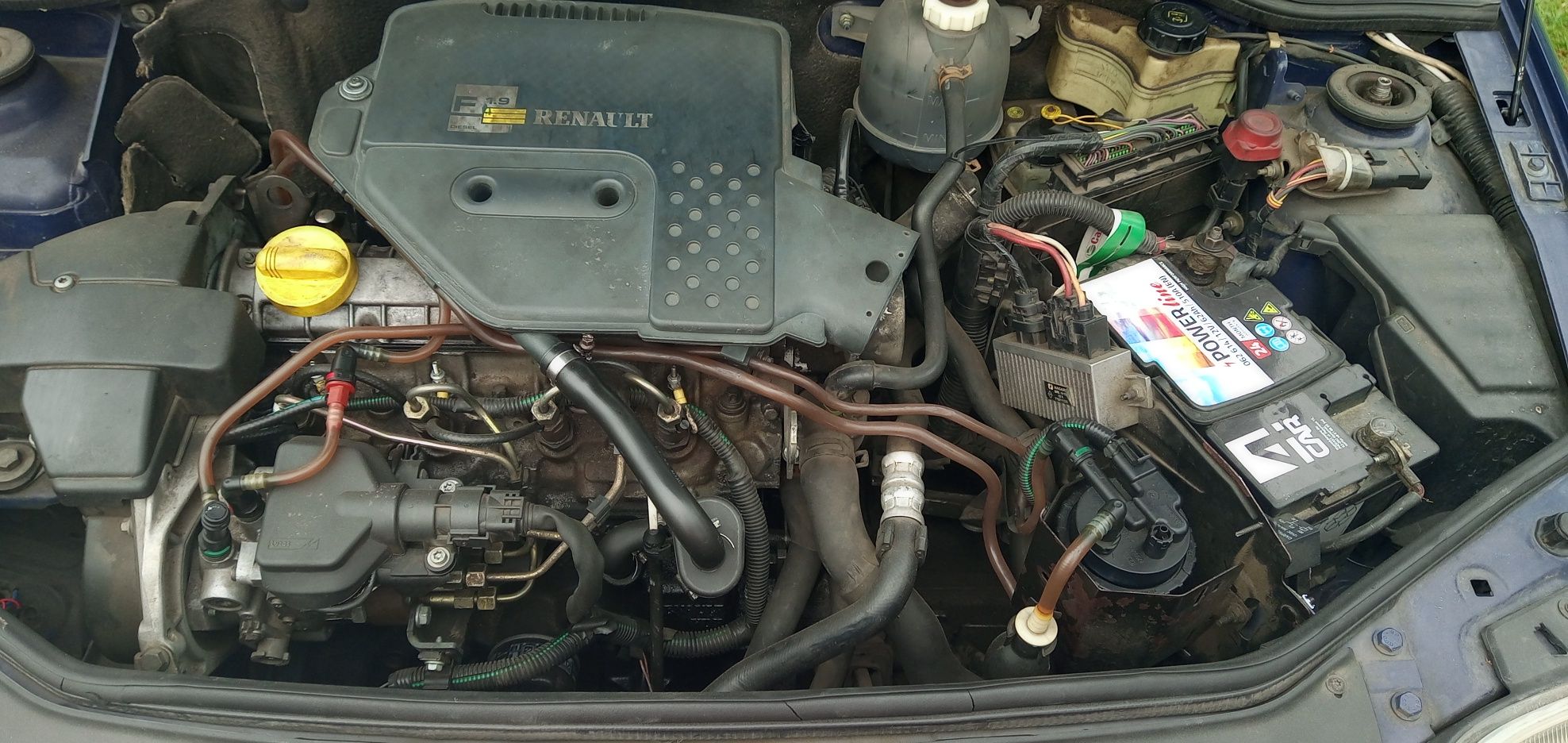 Clio 2 1.9 D 2001r