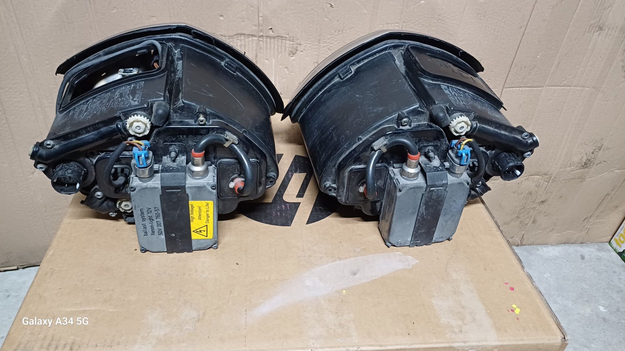 Lampa lancia thesis xenon