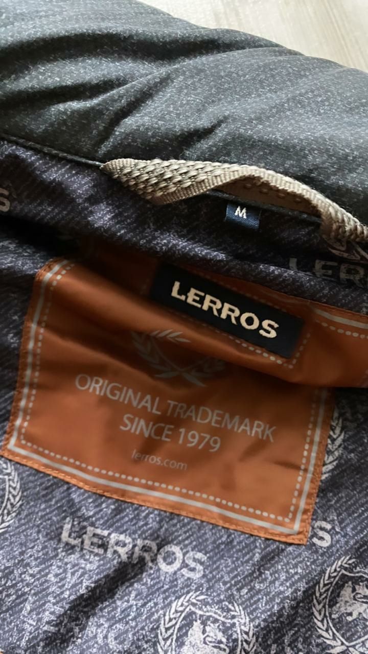 Продам куртку Lerros в идеальном состоянии