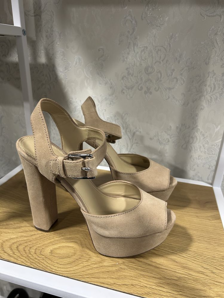 Босоніжки Michael Kors. Оригінал.
