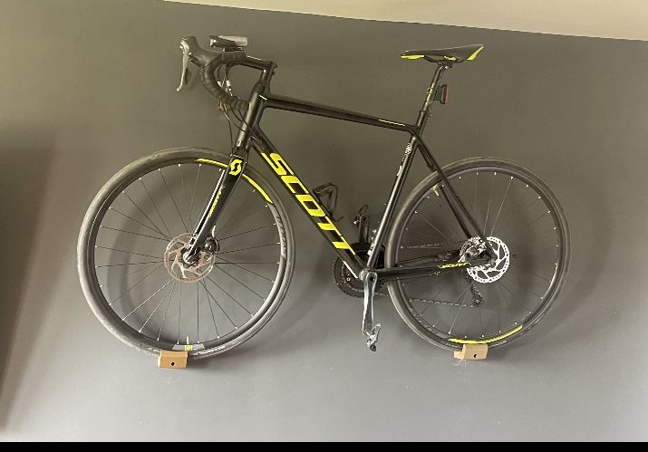 Uchwyt Rowerowy na Ścianę - Szosowych, Gravel i MTB/XC