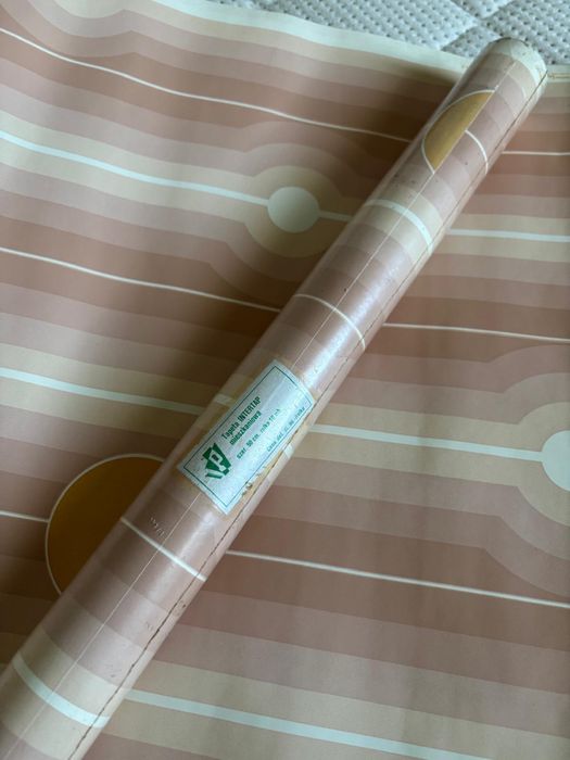 Nowa tapeta PRL zakupiona w 1977 roku rolka zapakowana z etykietą