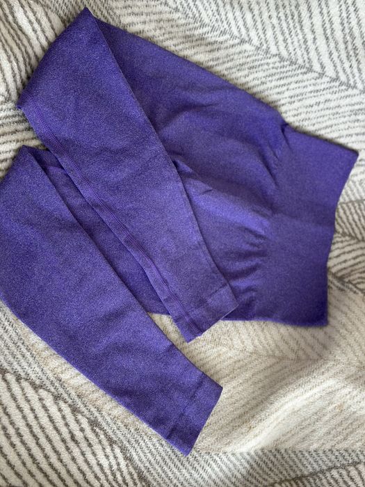 Жіночі трендові лосіни з пуш-ап для фітнесу