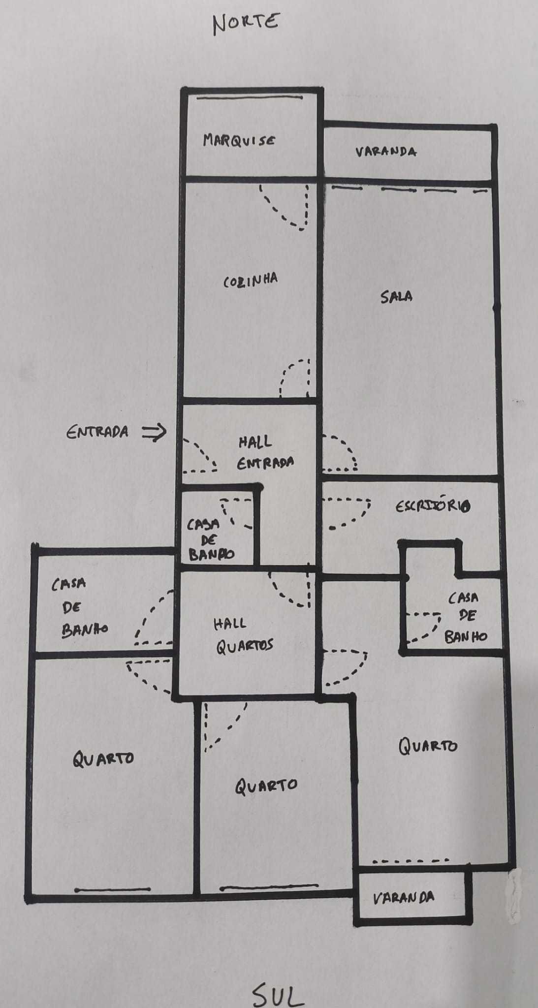 Apartamento T3+1 com garagem fechada em Esmoriz