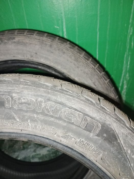 Продам пару шин Nokian 205 55 R16