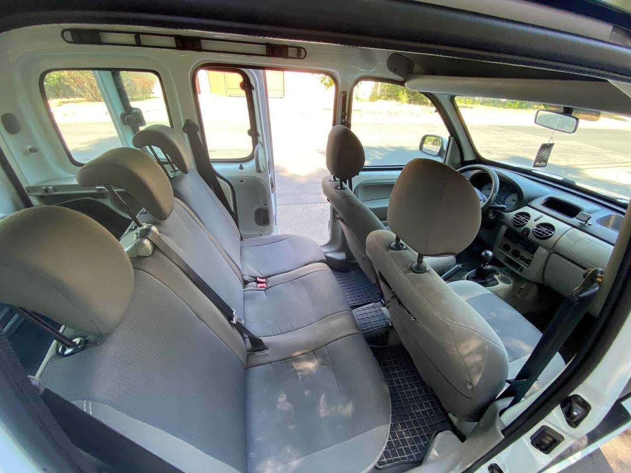 Renault Kangoo 2005 Оригинальный пассажир с кондиционером