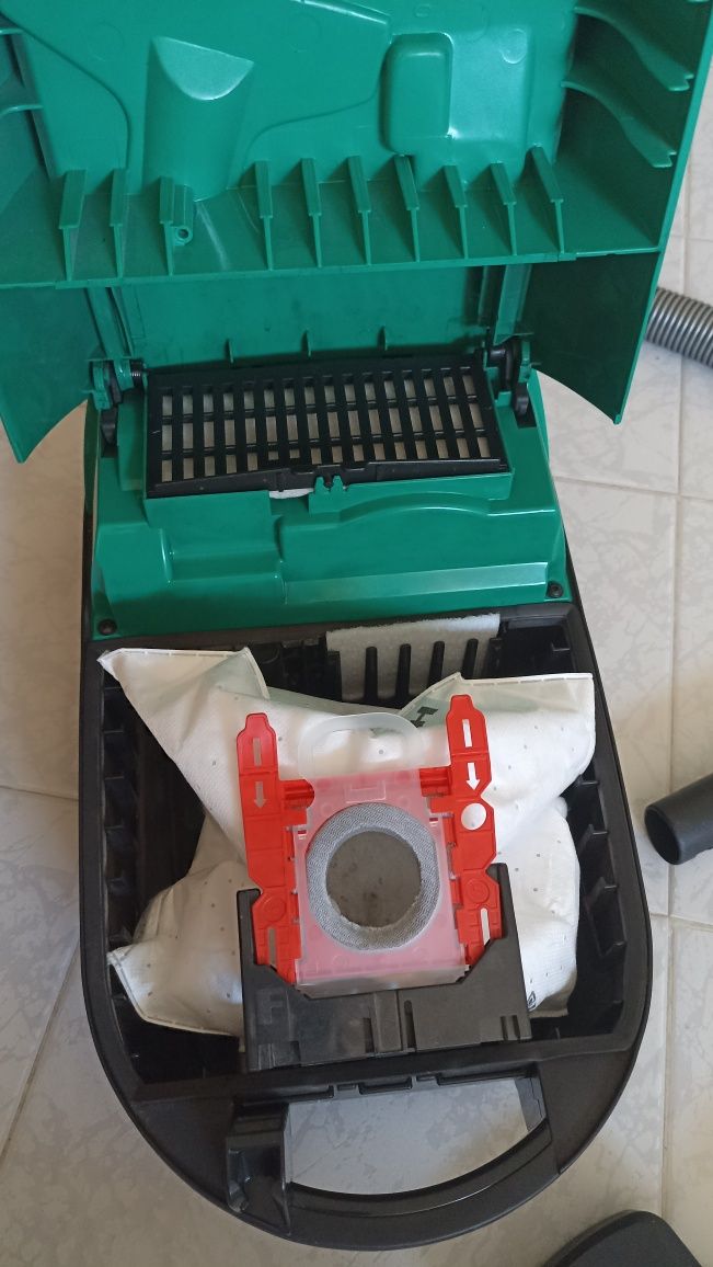 Aspirador Miéle 1400W #qualidade a trabalhar bem