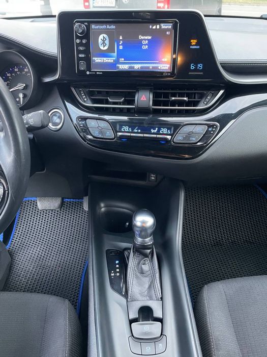 Toyota C-HR 2017