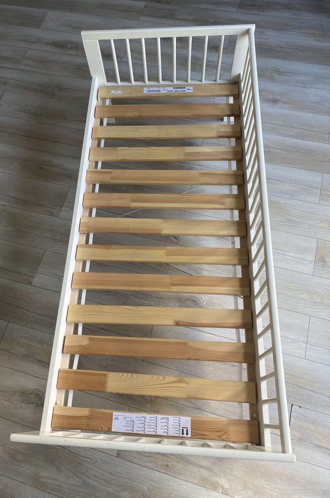 Łóżko z ikea plus materac 80 x 160