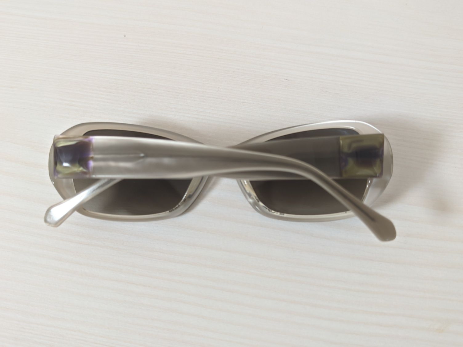 Коллекционные солнцезащитные очки Vera Wang V270 оригинал