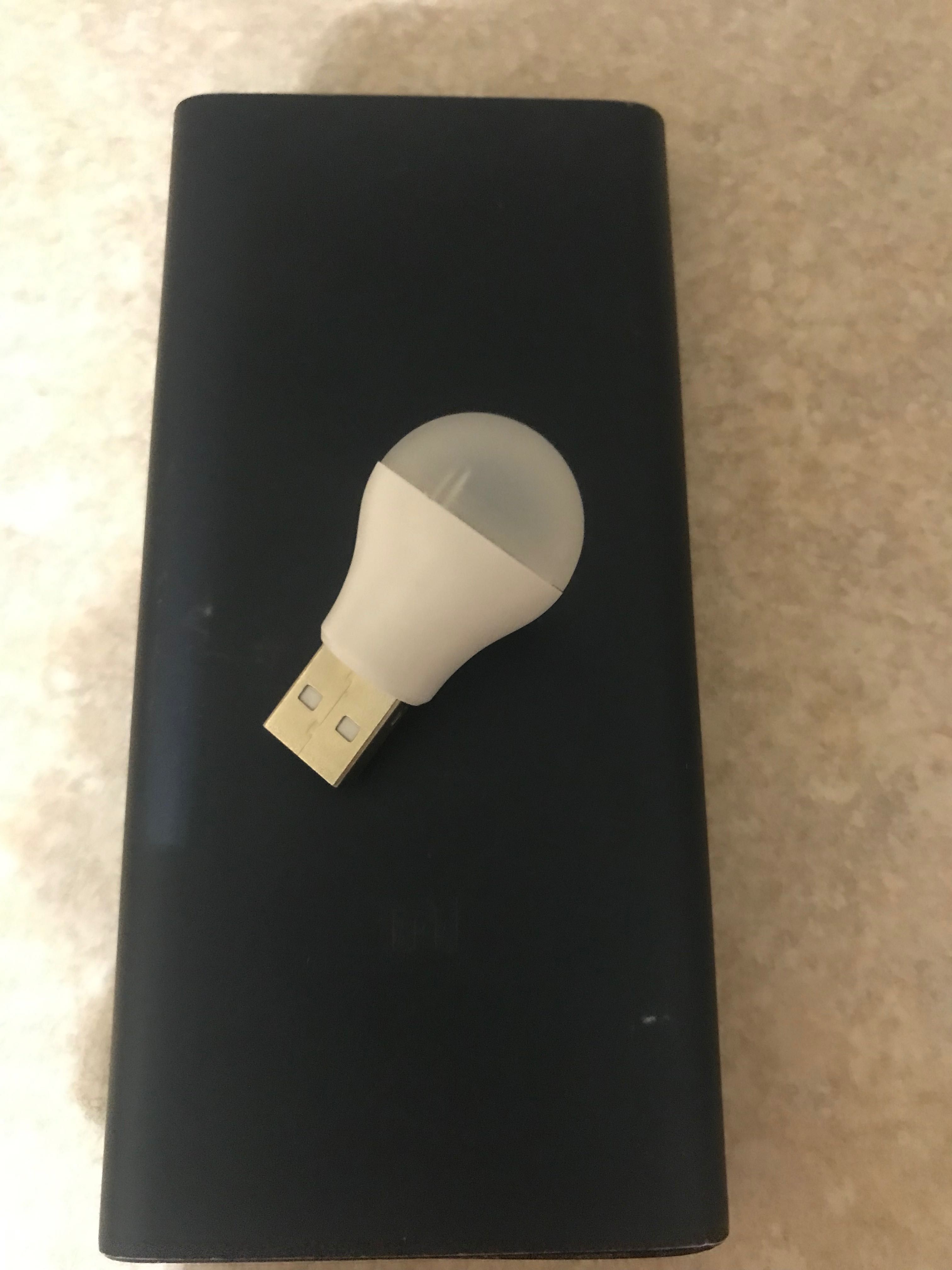 Лампа з USB-роз’ємом