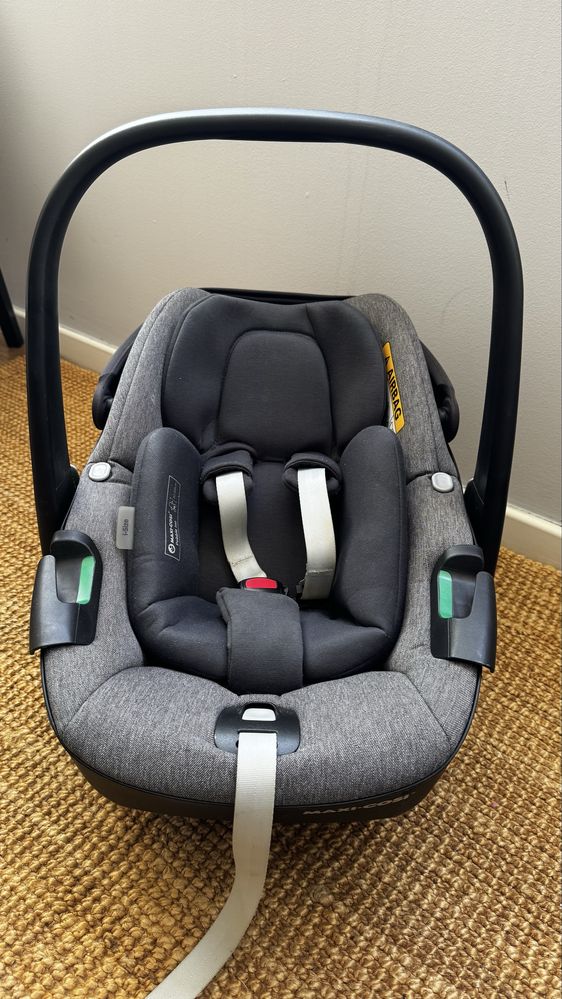 Cadeira ovo maxi cosi pebble 360