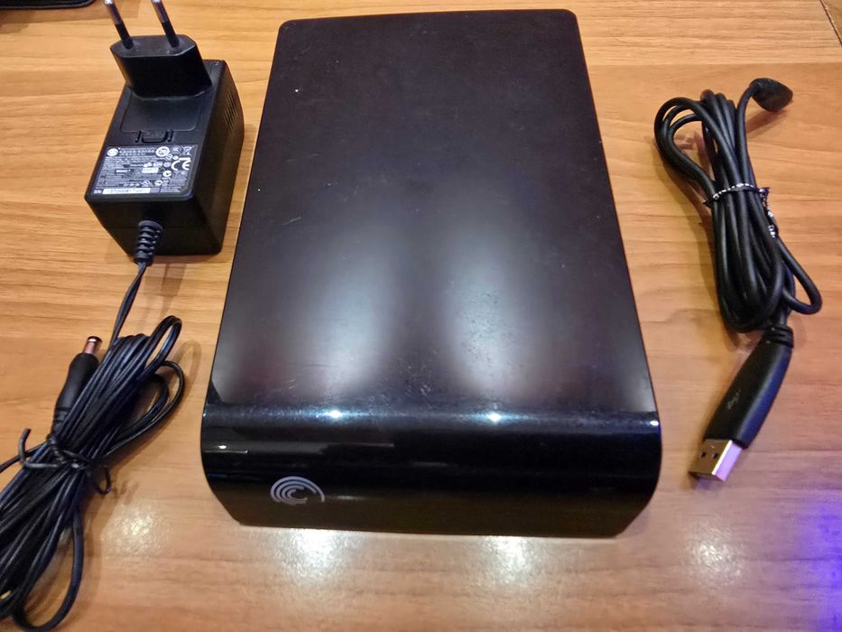 Dysk Seagate Expansion External Drive 2 TB + zasilacz