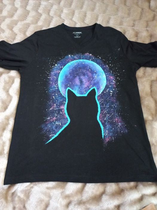 Кастомизация (роспись, рисунки) на одежде