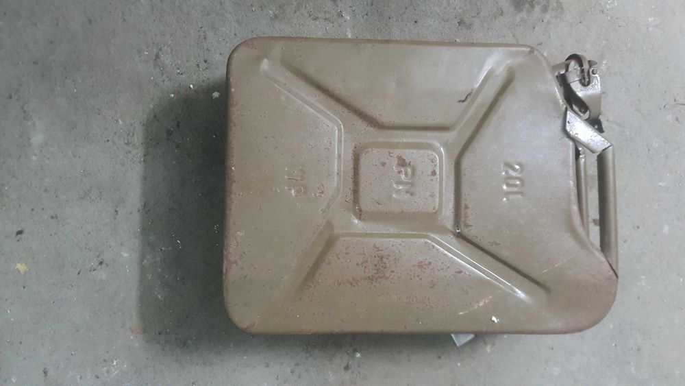 Kanister metalowy 20l