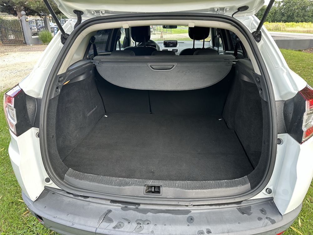 Renault megane kombi benzyna 2015 stan bdb navi klima ledy tempomat