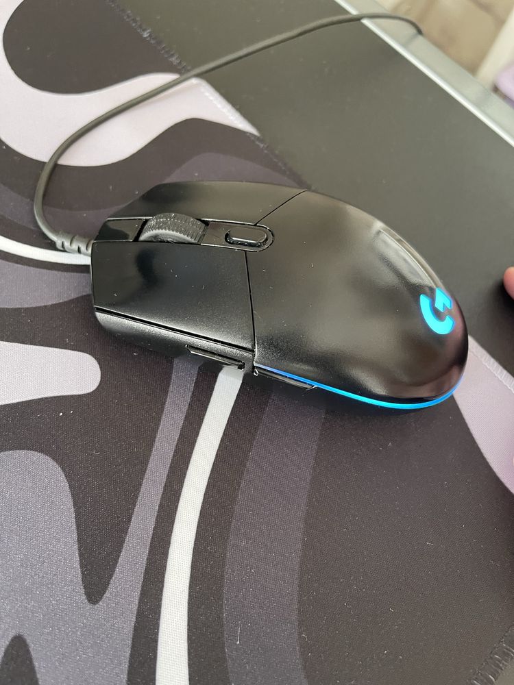 Мишка logitech G102