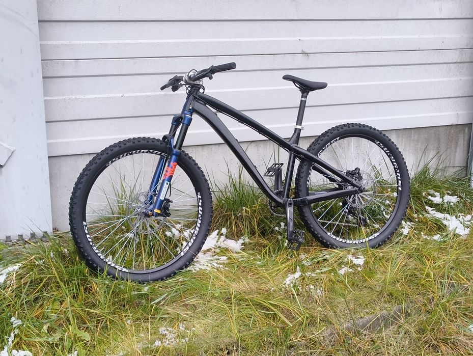 Dartmoor hornet 27.5 m suntour raidon sram guide Shimano deore 12x1