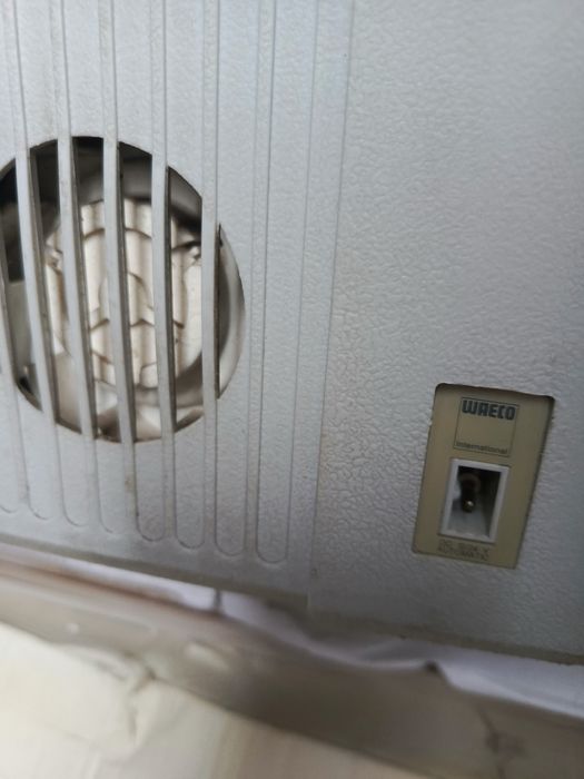 lodówka turystyczna 12 /24 volt