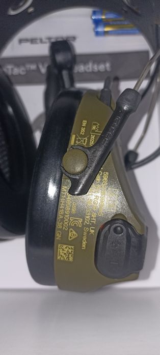 Тактичні навушники військові 3M™ PELTOR™ ComTac VIII MT14H418A-02 GN