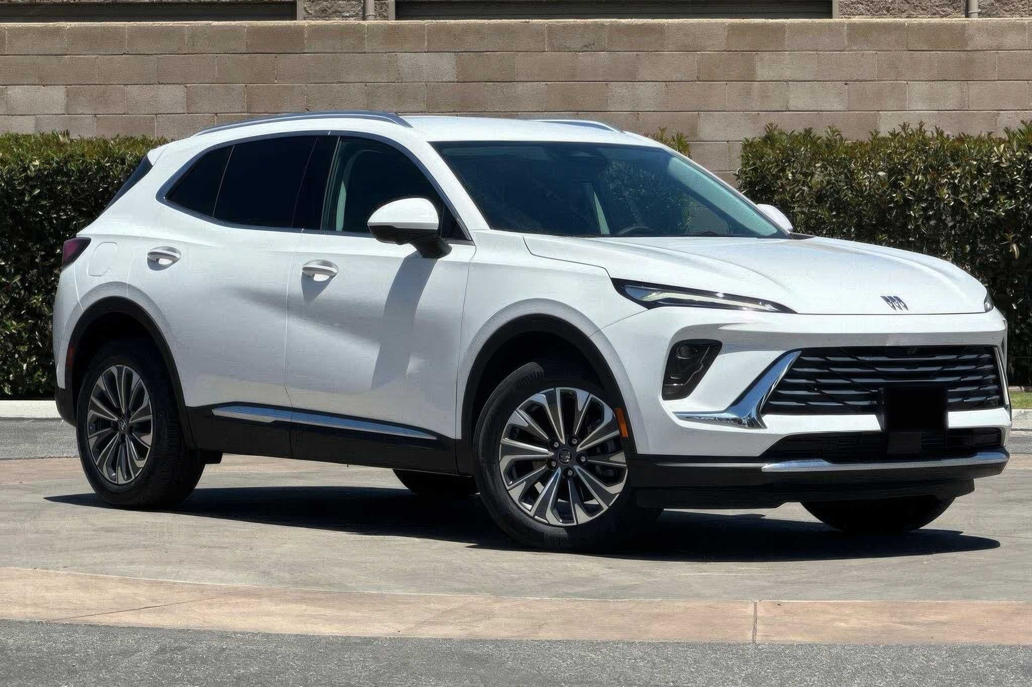 Buick	ENVISION		 	2025