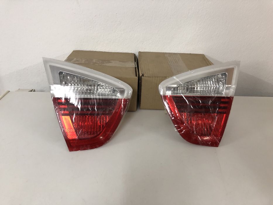 Farolins tampa mala BMW Serie 3 E90 - Originais novos
