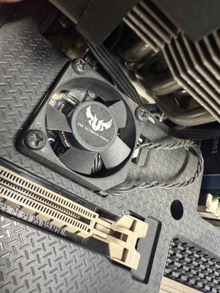 Комплект Asus Sabertooth Z77 + intel i7 3770 + 32gb DDR3