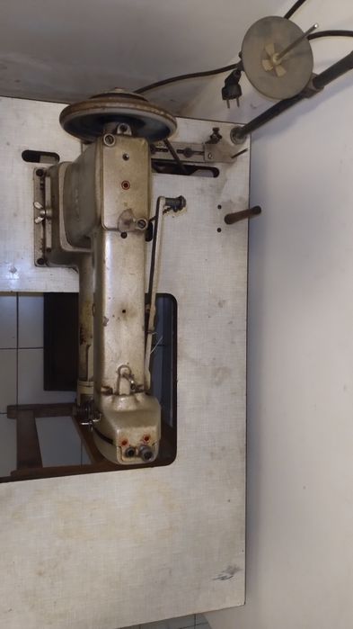 Máquina de costura pfaff industrial antiga