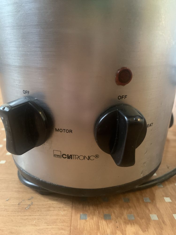 Шоколадний фонтан Clatronic SKB3248